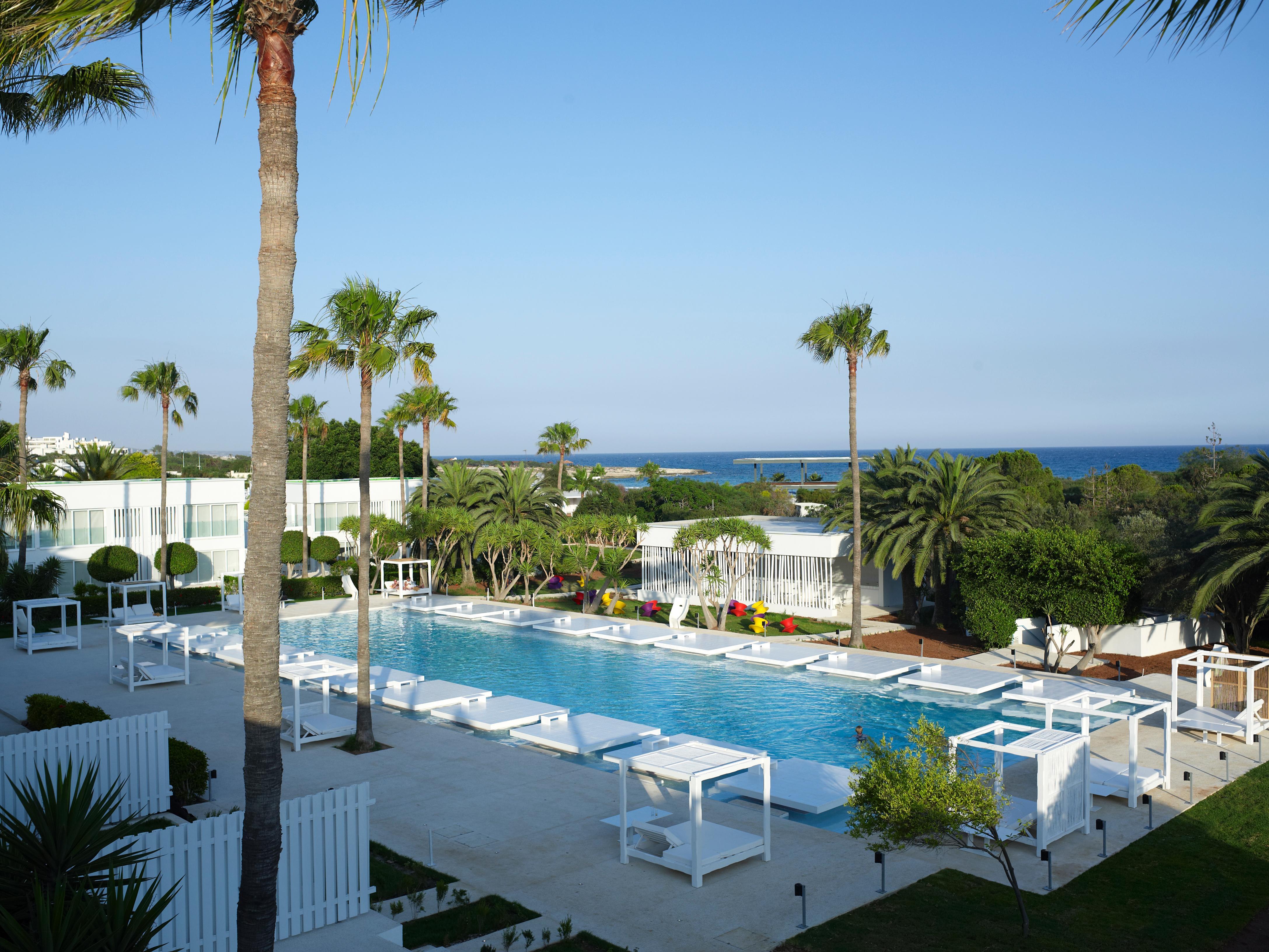 So White Beach Resort Айя-Напа Экстерьер фото